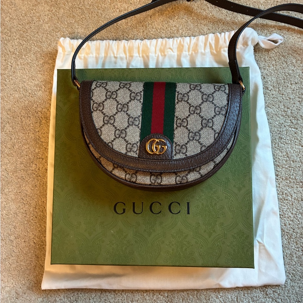 SOLD Brand new: Gucci Ophidia Mini Crossbody Bag